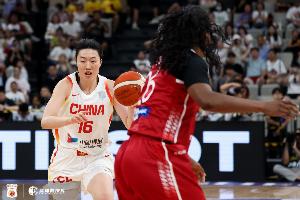 LOL Worlds 赛程-罗欣棫11中4得15分4板1助 3三分&amp;3抢断皆为全场最高