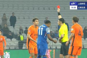 记者谈弋腾红牌：若因辱骂裁判可以理解，若因脚踢球未免过于严苛